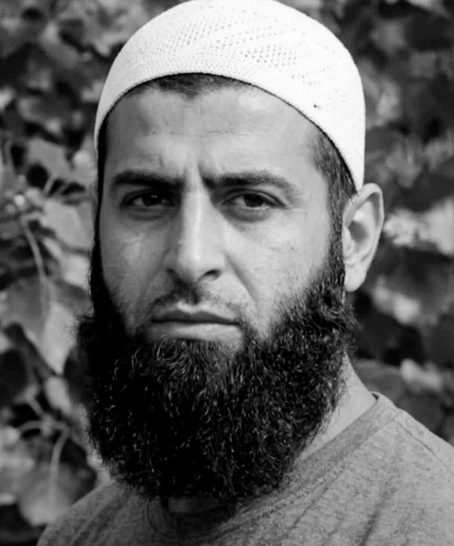 ArnoudvDoorn's tweet photo. This is Sheikh Farouk Ramadan. Murdered in cold blood by jewish settlers because he wanted to protect his family. A hero and a role model for our youth. May الله swt grant him the highest rank in Paradise and support and protect his surviving family. 🤲🏻 https://t.co/ahsTMDhgfW