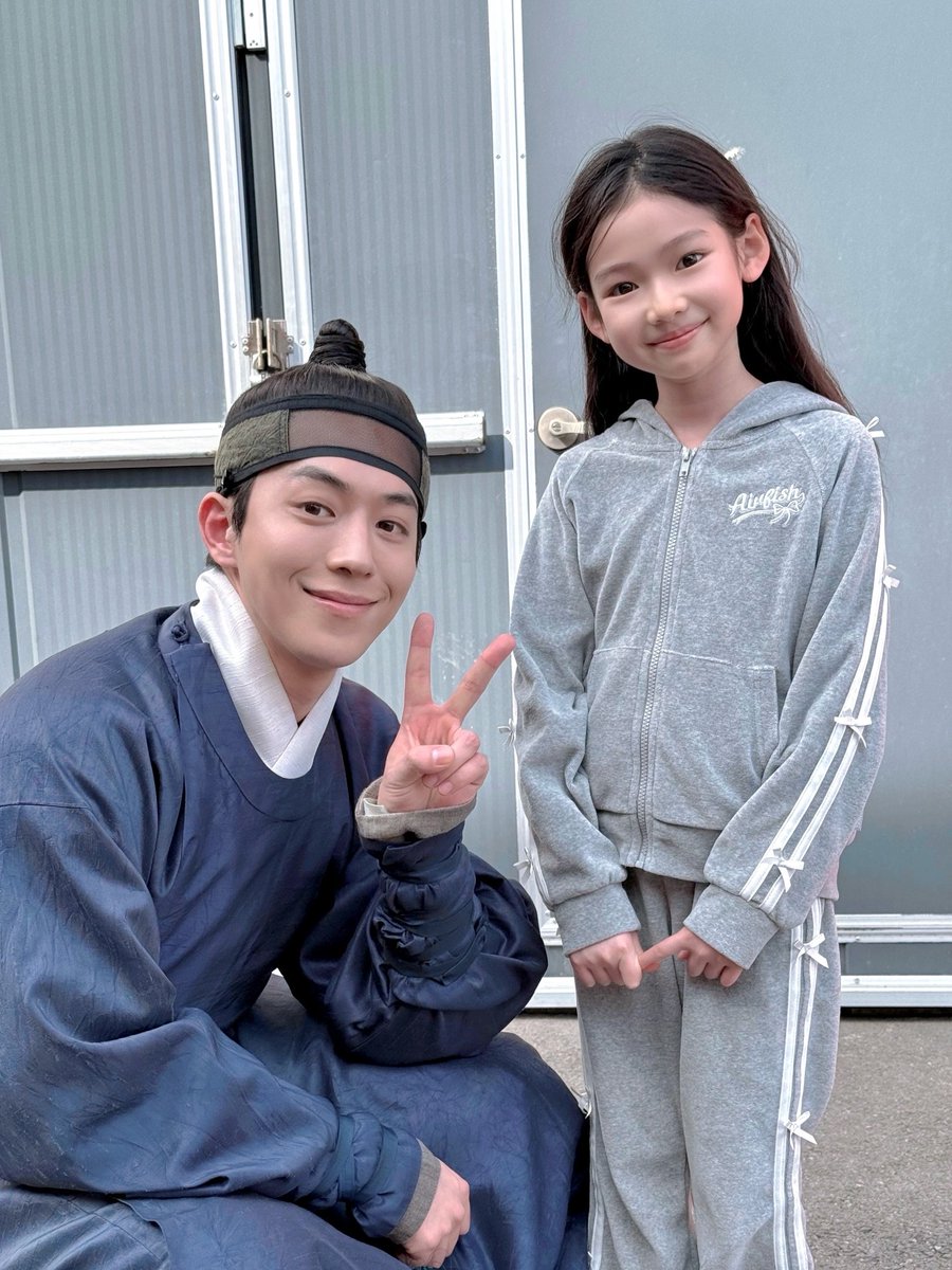 Zee_28s's tweet photo. gu cheon x gu sanyoung
with dede soyul🥰

#NamJooHyuk #KimTaeri #ChoiSoyul https://t.co/Bqiv8qPzfg