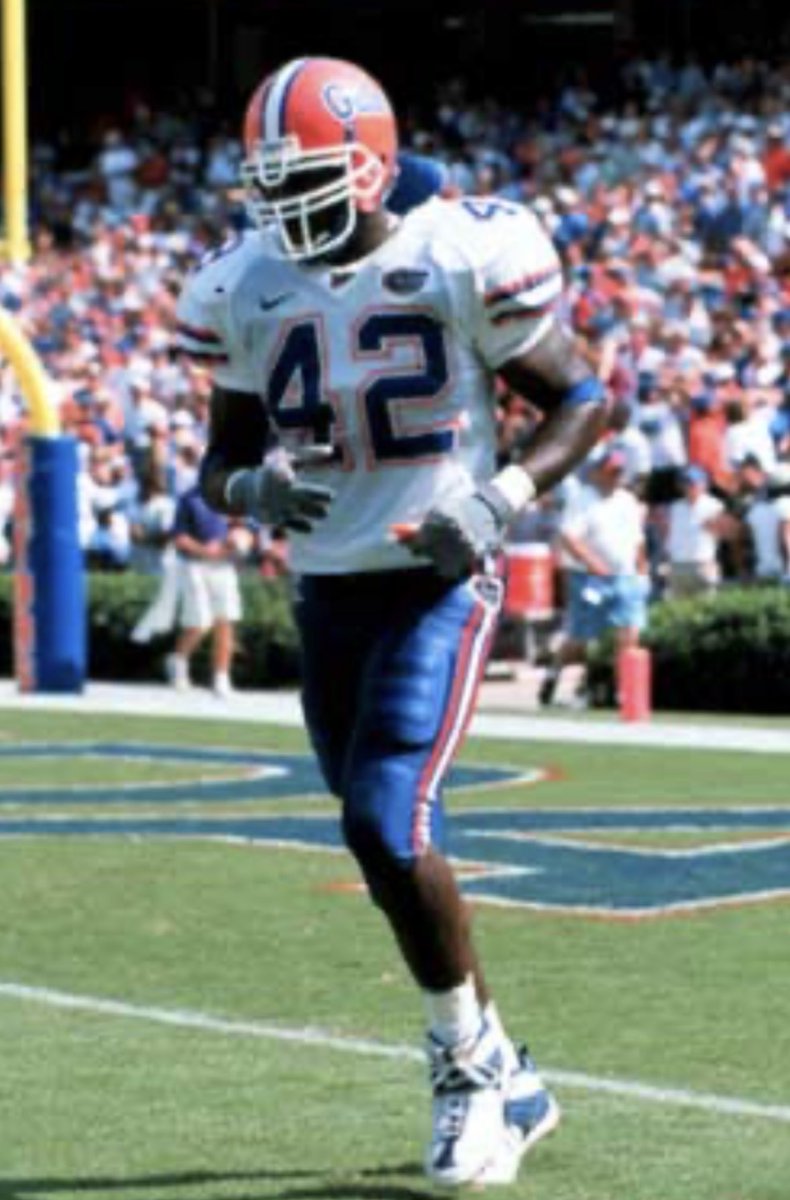 CadenAlvis05's tweet photo. Bam Hardmon @CoachBamHardmon days til Florida Football. https://t.co/QXv2bow34f