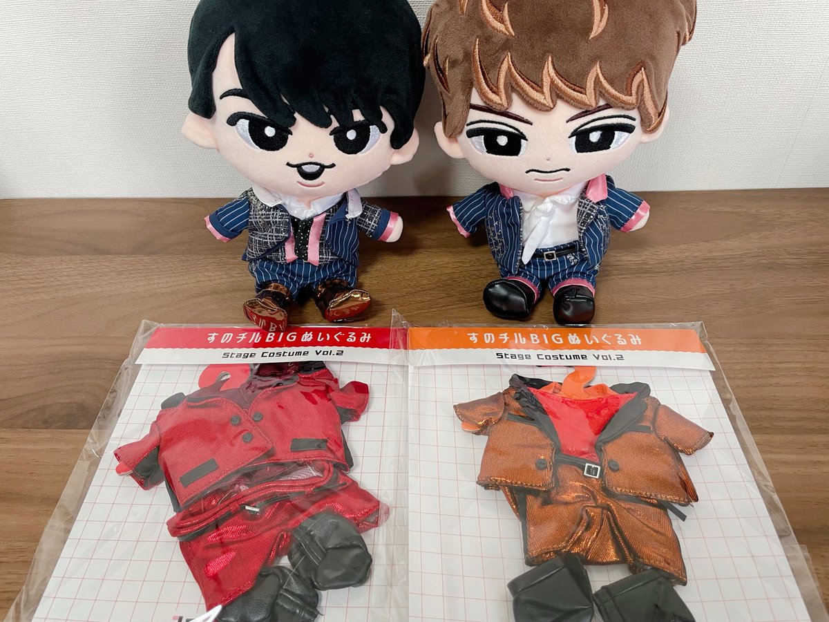 datekoji325_621's tweet photo. 昨日届いて今日開封しました~🙌🏻💕💕
宝物🥹✨️✨️✨️
アクキーはファミクラで追加出来なかったラウちゃんとまさかの注文漏れのしょっぴーが不在😭
後でお迎えするよ🥲💙🤍
メンカラお衣装カッコいいな~😍❤️🧡
#GoingwithSnowMan
#SnowMan https://t.co/k6YrwtzlFc
