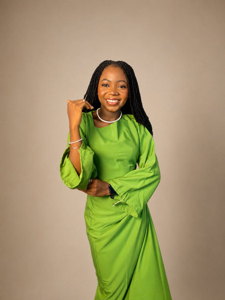 ModupeOludiran's tweet photo. Happy Saturday! 😊

They say Saturdays are for socialising, so I thought this would be a great time to get to know my X family a little better.
I'm Modupeoluwa Oludiran from Lagos, Nigeria 🇳🇬

You can follow me on LinkedIn where I talk about Workplace Series 

#Socialising #X https://t.co/hltjpPDn8p