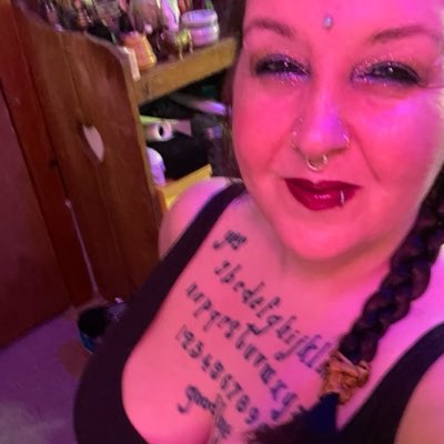 MsFace tweet media