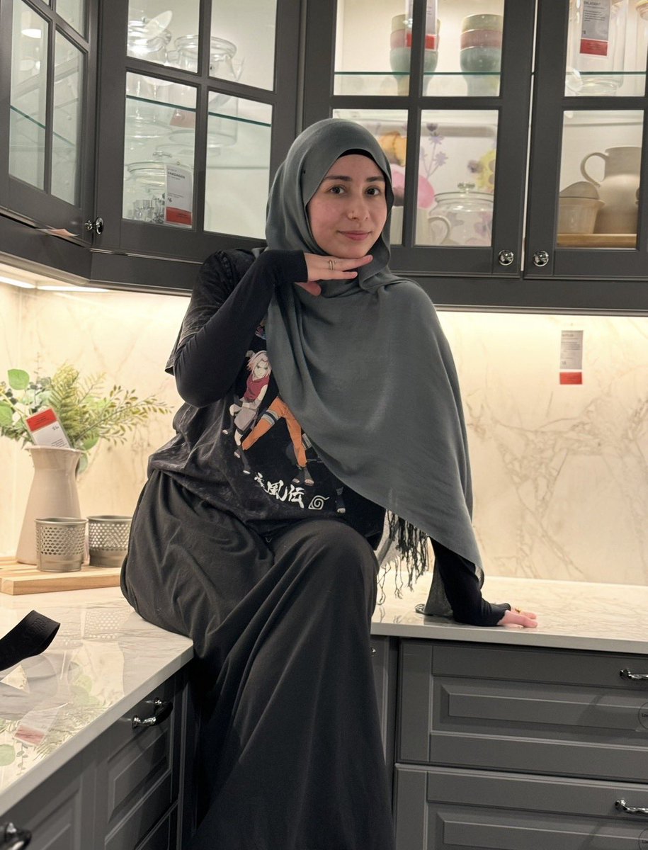 TonyStrce's tweet photo. Sexy irl slut before and after putting on hijab, what position would she look best it and where would you finish? https://t.co/VQUHq7s90M