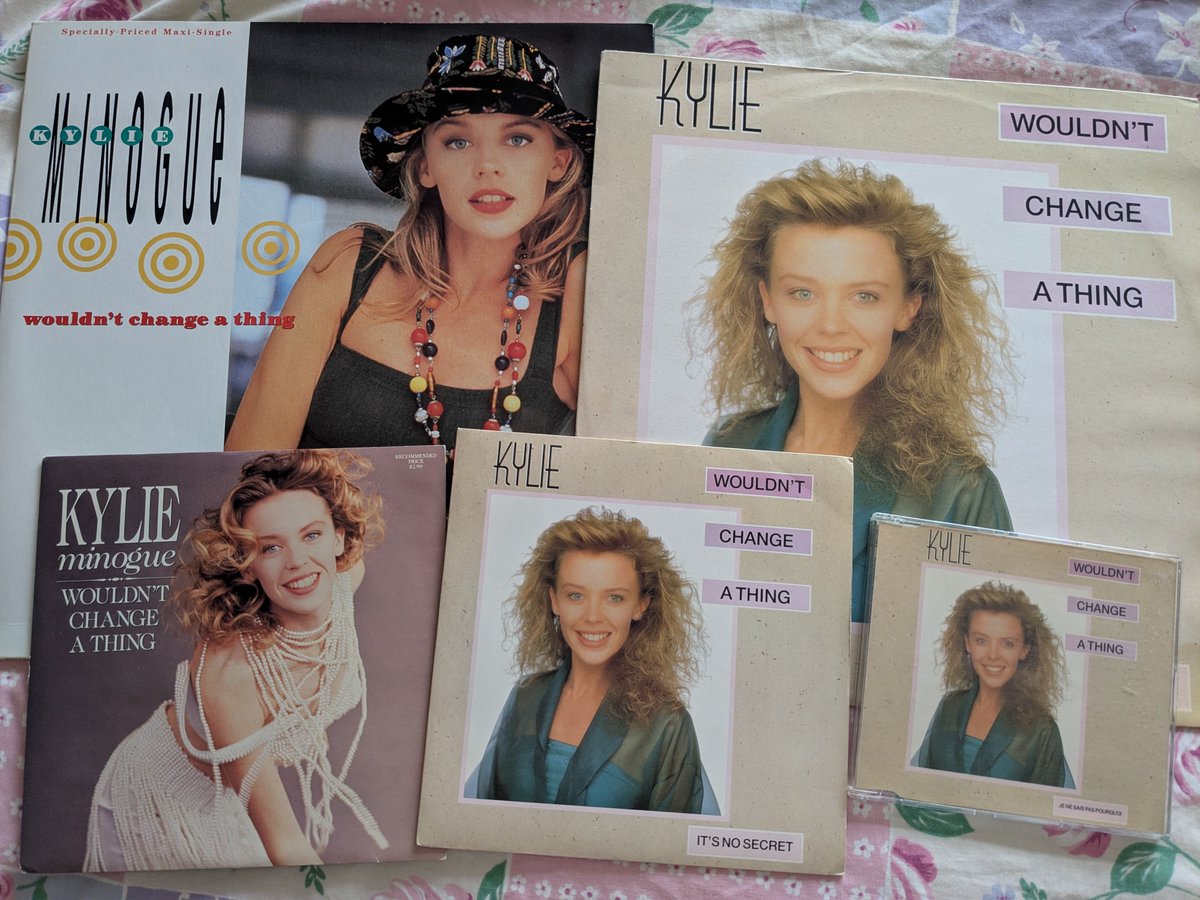 CarenLalania's tweet photo. Happy #kylieverssary #WOULDNTCHANGEATHING @kylieminogue @SAW_MUSIC 🎶💎❤️ https://t.co/FnVlF3yTND