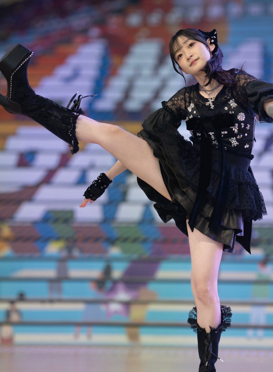 runxOCHANORMA's tweet photo. 宮本佳林📸美脚

#HANAKARIN https://t.co/ewmo8vxUUw