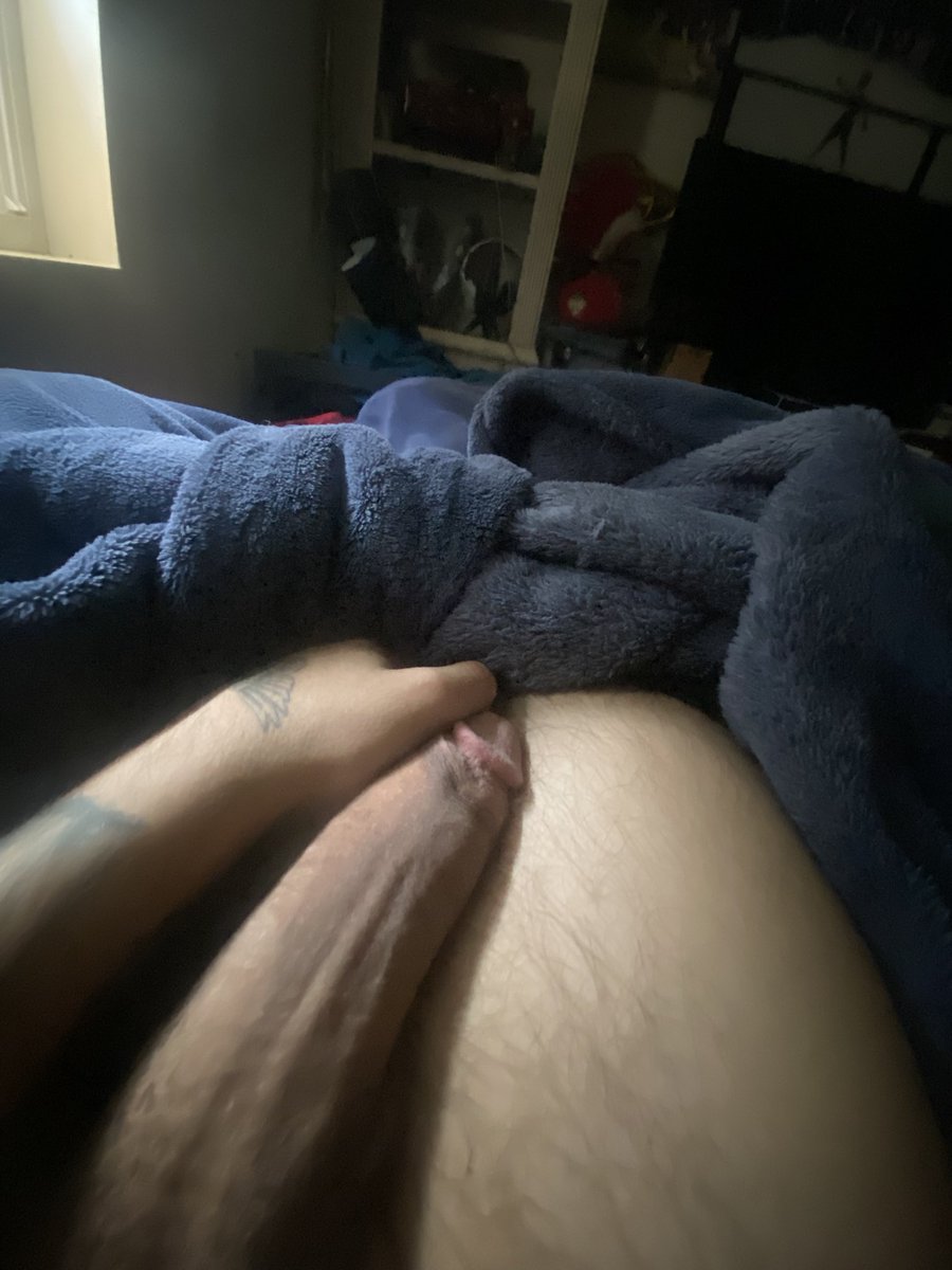 Gv0799's tweet photo. Morning wood 👀 #Nsfwtwt #Hugedick #Bigdick #Bigcock #Dickpic #Porn #Jerkingoff #Sizekink #Bwc #Veiny https://t.co/wpKZjujKrU
