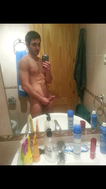DavAlejo2's tweet photo. ¿Será que me tocará bajarme la parola a punta de paja en el baño? https://t.co/rzuOH50juW