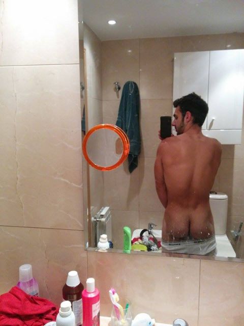 DavAlejo2's tweet photo. ¿Será que me tocará bajarme la parola a punta de paja en el baño? https://t.co/rzuOH50juW