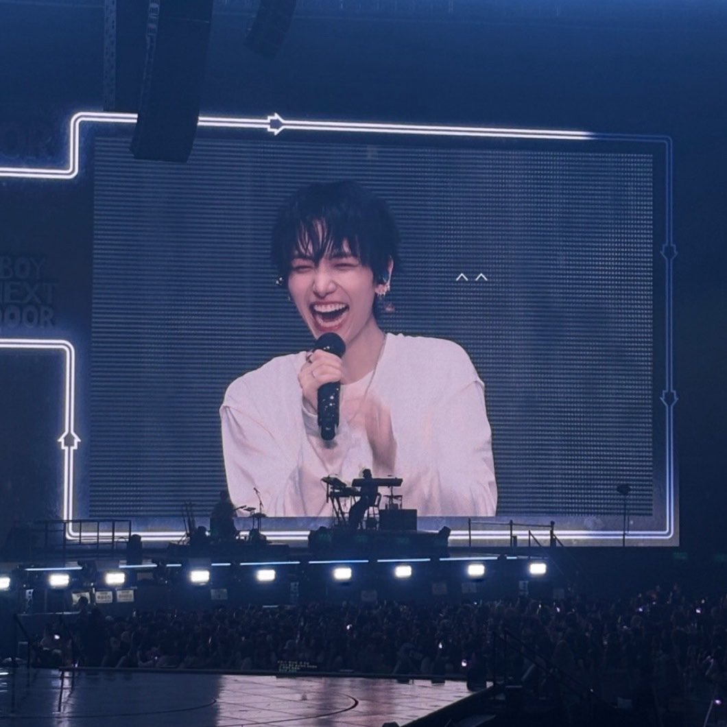 myunlo's tweet photo. seoul첫콘 ͙͘͡★ https://t.co/mw3xVrKFZE
