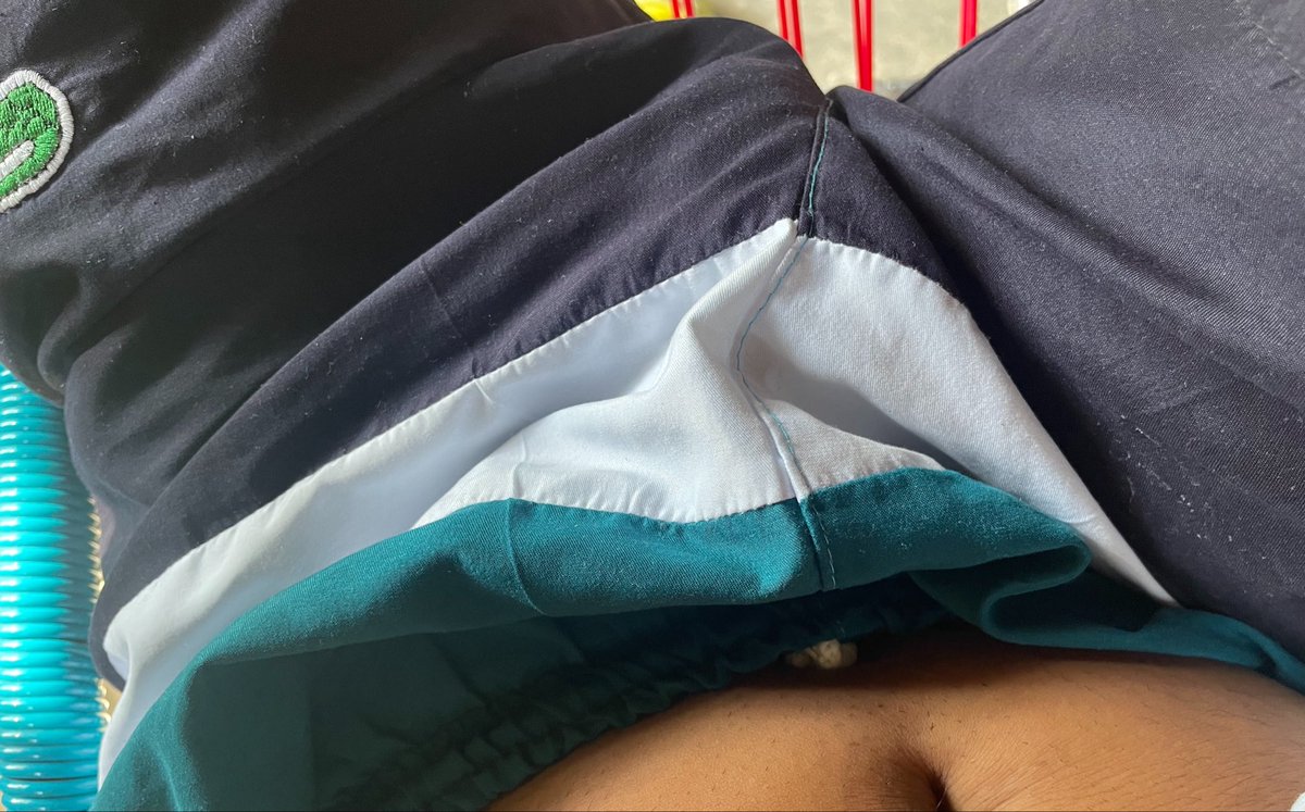 crisnpsjsj's tweet photo. Hola chavos está aburrido el día https://t.co/PnYs8IQAQ2