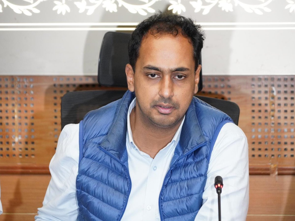DISTRICT INFORMATION OFFICE, NASHIK tweet media