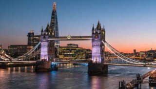 return_of10845's tweet photo. 🚨Scream 8 Rumor🚨

London is the goal but if plans were to fall through due to budgeting or scheduling conflicts Ghostface is hitting the bright lights of Las Vegas

Would you rather see Ghostface face off Sydney in London or Las Vegas? https://t.co/tc1PY4w8g6
