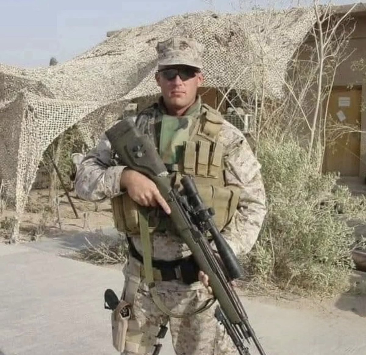 MilitaryCooI's tweet photo. Happy Heavenly Birthday

GySgt Michael Clark
USMC EOD
KIA July 20, 2004
Birthday July 25, 1974

KIA July 20, 2004 in Fallujah, Iraq. Mike was on the tail end of his deployment and couldn't wait to get home. https://t.co/bATuBB4JI9