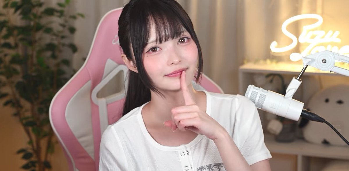 shotetet's tweet photo. 配信お疲れ様でした
最後のポーズ祭り、全部可愛すぎて最高でした！！
@suzunyaaaaaaa 
 #すずらぶ https://t.co/VqkfN5kLMX