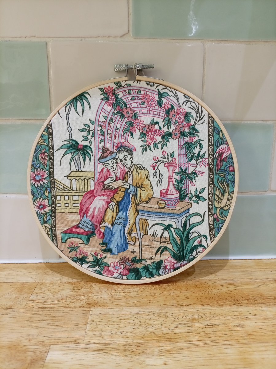 lampshades78502's tweet photo. Love this fabric.
#UKWeekendHour #UKGiftAm #crafturday #YorkshireCraftHour #supportsmallbusiness #UKGiftHour #craftbizhour #SmartSocial #CraftHour #CraftBizParty #womaninbizhour #EarlyBiz #midcenturymarketsheffield #SundayFringe https://t.co/Kz8EA7e300