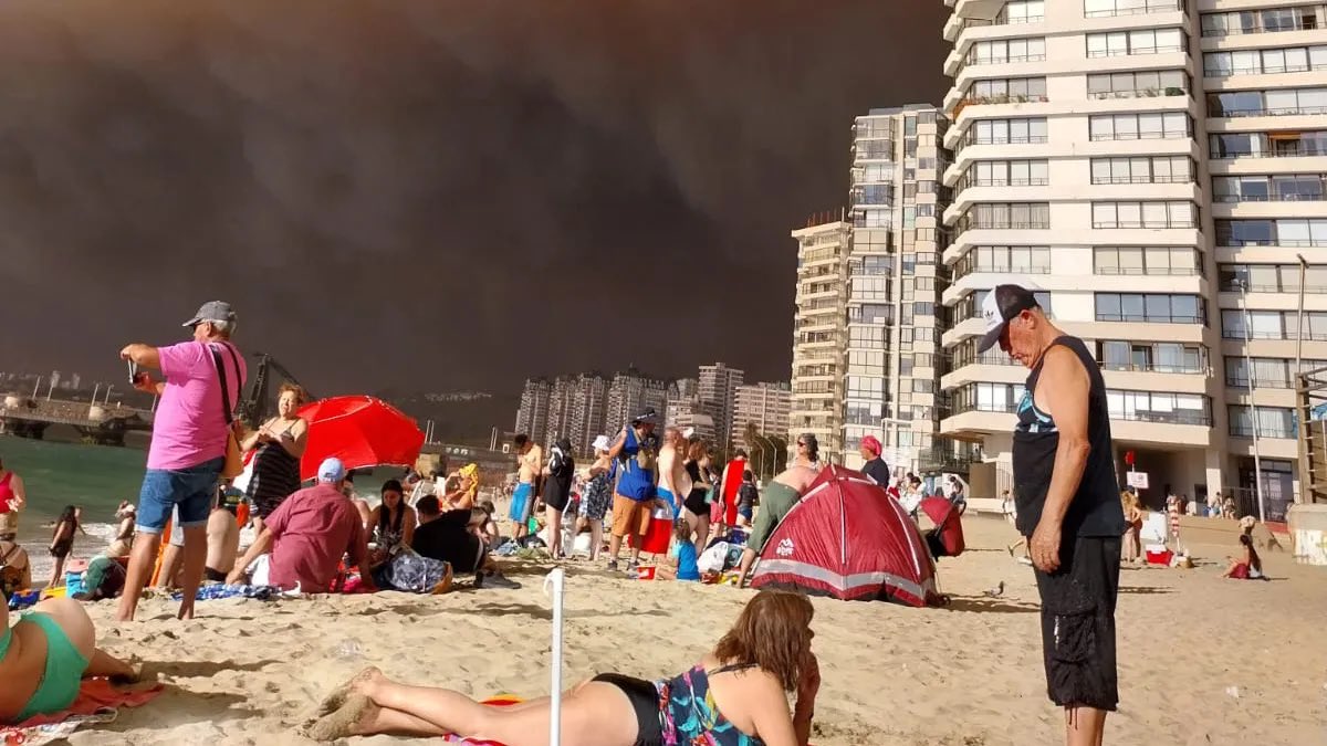 dim_2004's tweet photo. @KasprzykRemi Viña del mar https://t.co/zgsphJ0abD