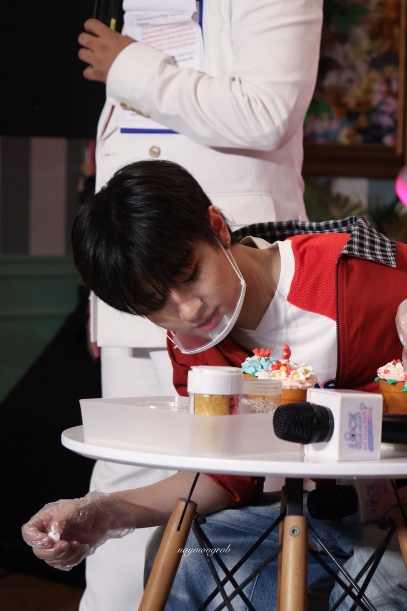 naymoogrob's tweet photo. สวยอ๊ะยางง 🧁🧁

THEE WAVE LOCK YOUR HEART
#BSCLOCKITFITXTHEEWAVE
#waavetnp @waavetnp https://t.co/trSSmz8ivT