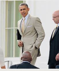 The_Crack_Emcee's tweet photo. @HalfwayPost Break out the tan suit https://t.co/Hw5GAtupEC