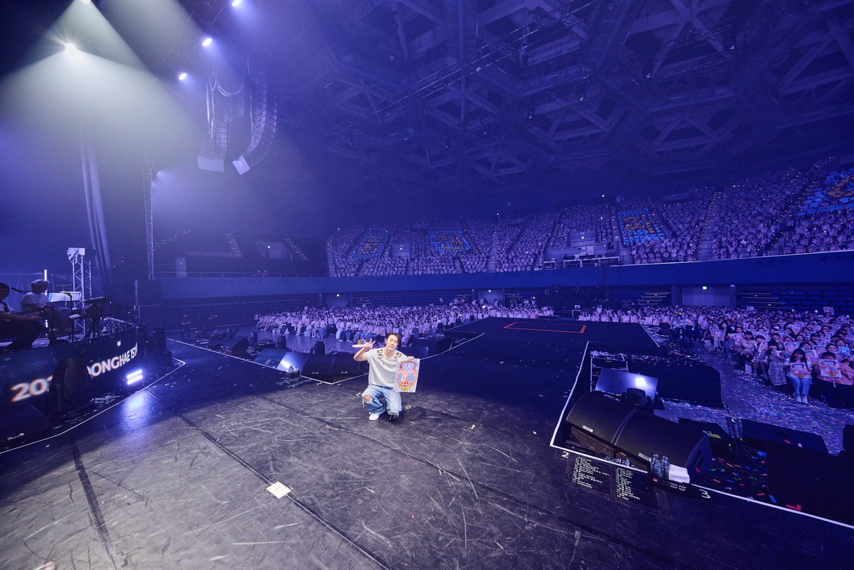 SJ_DnE_official's tweet photo. [📸]
2026 DONGHAE 1ST SOLO CONCERT TOUR [ALIVE] in KAOHSIUNG 1일차 

#동해 #DONGHAE 
#슈퍼주니어DnE #SuperJuniorDnE 
#ALIVE https://t.co/THWNtG3h5O