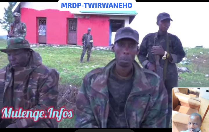 ShukuraniG's tweet photo. Samedi 25 Juillet 2026, #KIPUPU devant le bureau du secteur D'ITOMBWE, mon Colonel KAMASA Welcome est en train de lancer un message aux communautés habitant ce secteur. 
«Nous, les militaires de l'AFC #MRDP TWIRWANEHO-M23 mettons en avant la protection des civils et leurs biens. Revenez chez-vous chère population,les #FARDC avec leurs supplétifs militaires #burundais et des miliciens wazalendo et #FDLR ont déjà fui vers la forêt équatoriale, nous sommes ici pour vous sécuriser»
@AKibasumba @bbisimwa @bibikapinga243 @Fkaniki @CNangaa