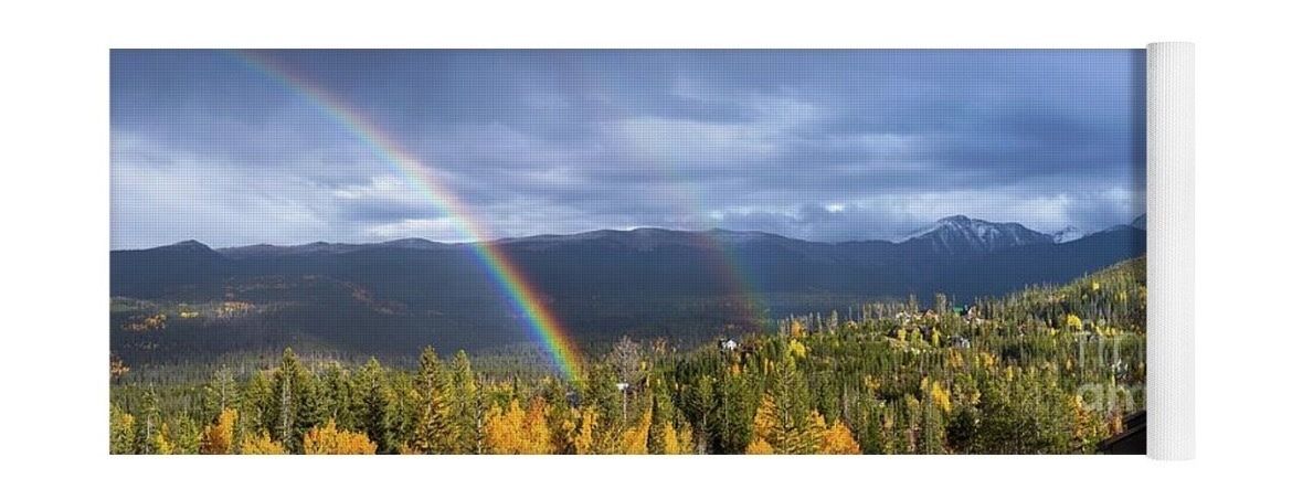 erinmdorffette's tweet photo. A double rainbow over the Continental Divide on a yoga mat, yes please! Treat yourself or gift your favorite yogi something truly special.
Shop now → https://t.co/czZVchNT8E
#YogaMat #Yoga #Rainbows #DoubleRainbow #Colorado #Namaste #ZenLife https://t.co/KwEcYsx0tr