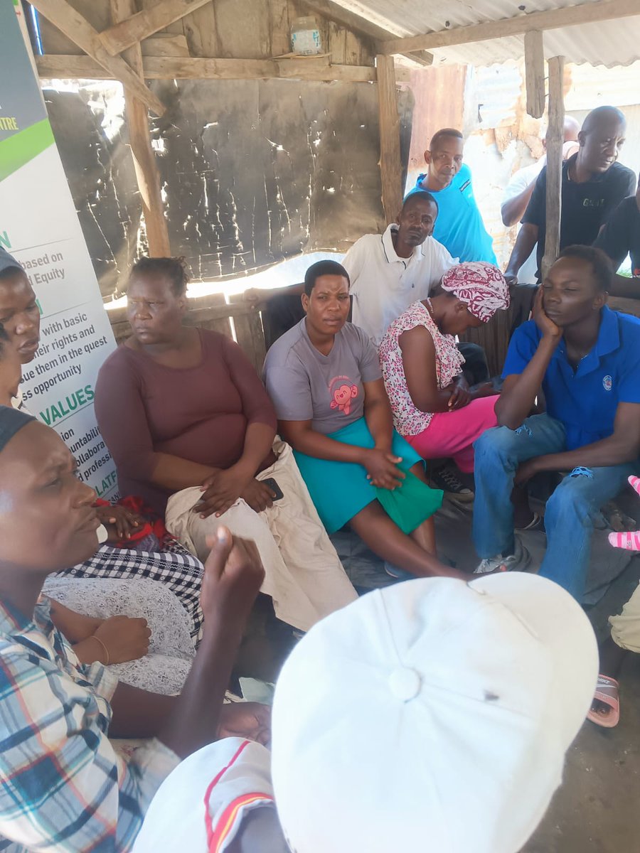 UHAKINAUSAWAOR1's tweet photo. Today we held community dialogue under the Safety and Security Project supported by our partners. The meeting was at Kwa Dhobi Base, with the OCS Chaani, elders, youth and community members. We agreed to  improve and strengthen Police, Youth partnerships for a safer Changamwe. https://t.co/CxVloYWsZB