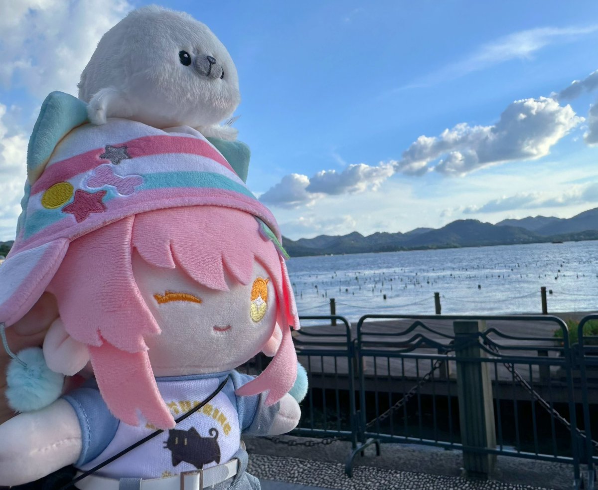 kuriyamarico's tweet photo. 暑い🥲🥲ロイ氷原に戻りたい🥹🥹
#鳴潮
#エイメス
#FleetSnowfluff
#Wuwa https://t.co/0P1JmuS3od
