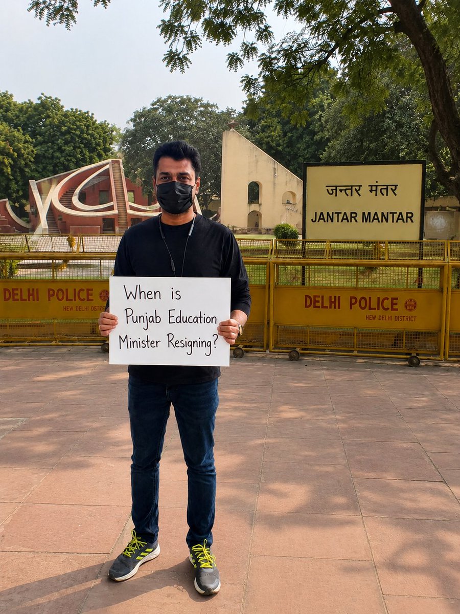 NindaTurtles's tweet photo. Since Dharmendra Pradhan has now resigned I reached Jantar Mantar

I am going to start a new protest to demand resignation of Harjot Singh Bains the education minister of Punjab

I am looking forward to the support of the CJP https://t.co/jzG8fvVItz
