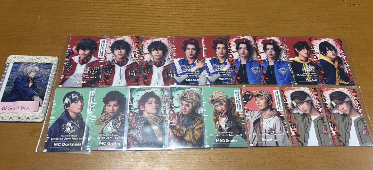 Gx4Wx's tweet photo. 【交換】【譲渡】ヒプステ　ジャムツアー　Jam Tour　グッズ　トレカ　トレーディングカード

譲)一郎 二郎 三郎 堂安 狐久里 蛇穴 正宗 道士郎

求)定価or定価+送料(郵送の場合)＞有馬柄なし

なるべく纏めての方優先
検索からでもお気軽にお声掛けください。 https://t.co/FKgLvPRG5i
