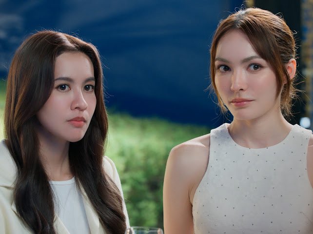 SanTikky's tweet photo. ไงล่ะตะลึงล่ะสิพี่ฟายยยย

THE FIRE HIDFEN JEALOUSY
#โซ่รักอัคนีตอนที่3 https://t.co/iVLhToeewa