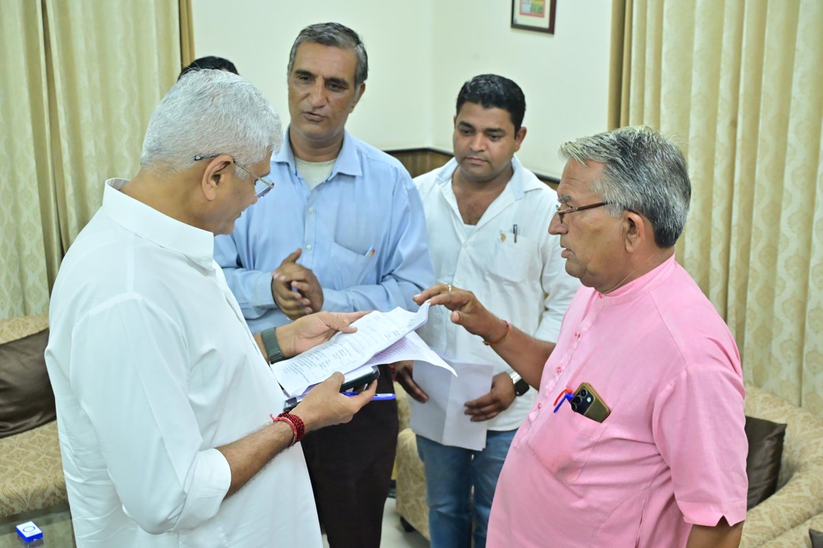 Gajendra Singh Shekhawat tweet media