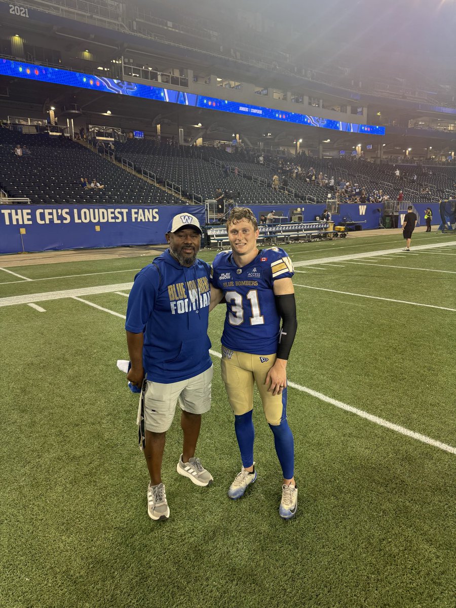 coachstepps's tweet photo. It was good to watch the Bombers vs. Stampeders last night. Brady was running hard. Quincy doing short yardage things and Evan patrolling the backend!! #JYDs #Ballhawk https://t.co/L9EFNtajc9