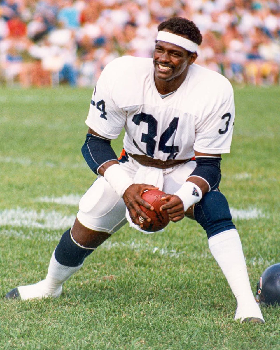 Heidiaca's tweet photo. Happy Heavenly Birthday G.O.A.T. https://t.co/c1iaNjRLkn