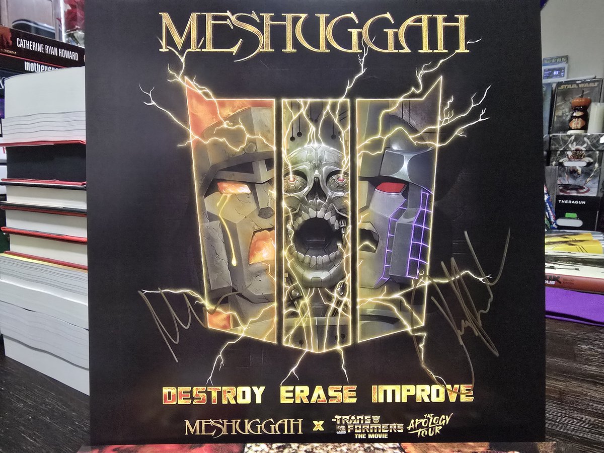 COLLECTOTRON3K's tweet photo. The RPM booth had Haake &amp; Hagstrom of Meshuggah signing! And on top of that, 8 musicians from the Transformers the movie reformatted soundtrack! https://t.co/C9DF9PPVwo