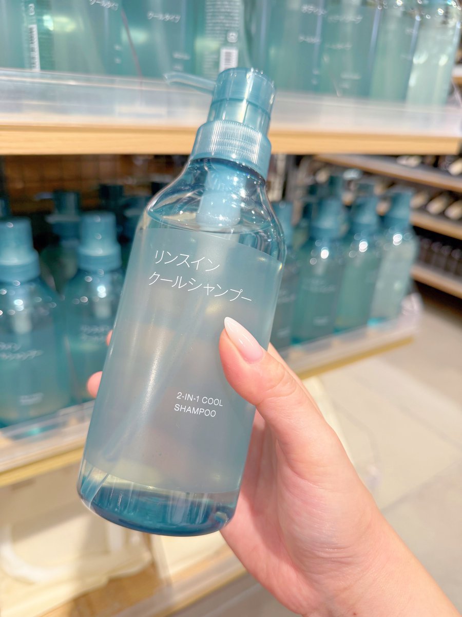 maromaro_beauty's tweet photo. 無印行くならこれも一緒に使うべき！
ｸｯｯｯｯｯｻい頭皮のおぢ臭消えるし、40℃超えの外から帰ってきても頭冷えて北極レベル❄️ https://t.co/3t4x9zQoKD