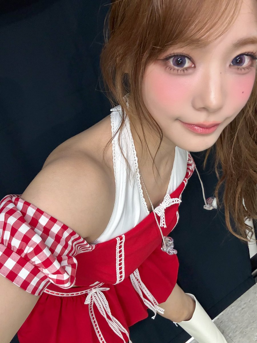 siyo_min's tweet photo. https://t.co/D1j8B8fMbv https://t.co/EsR8qUg81E