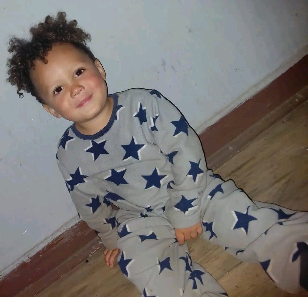 joy_zelda's tweet photo. Please Retweet until he is found,He is still missing 

Milano Jayson Tlali https://t.co/5fySZp4L02