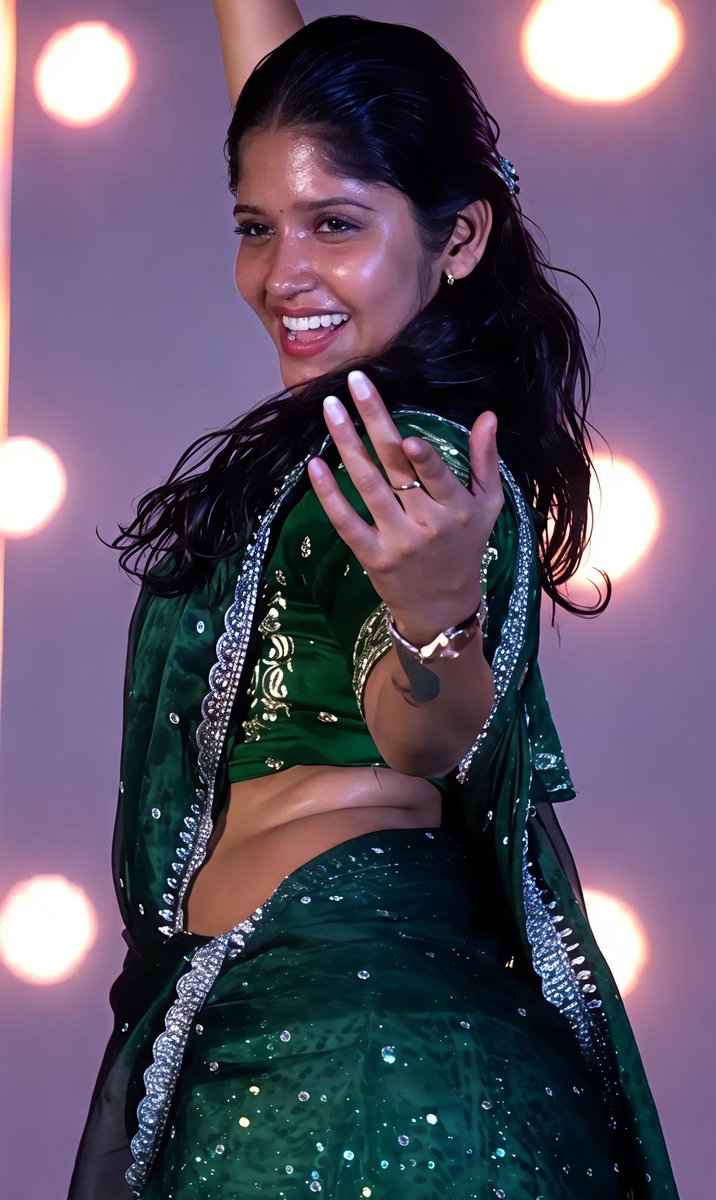 madha63217's tweet photo. Unexpected  and embarassed 🥵🥵

Naanum en friends um oru callgirl ah book panni othom. 

Next week ponnu paakka poi paatha, naanum en friends um senthu bang panna ponnathaan enakku nichayame panni irukanga.

Enakkum avalukkum nalla chemiatry irunthuchu so marruage pannikitten 💦 https://t.co/CF9mrcyEoI