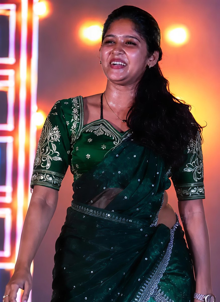 madha63217's tweet photo. Unexpected  and embarassed 🥵🥵

Naanum en friends um oru callgirl ah book panni othom. 

Next week ponnu paakka poi paatha, naanum en friends um senthu bang panna ponnathaan enakku nichayame panni irukanga.

Enakkum avalukkum nalla chemiatry irunthuchu so marruage pannikitten 💦 https://t.co/CF9mrcyEoI