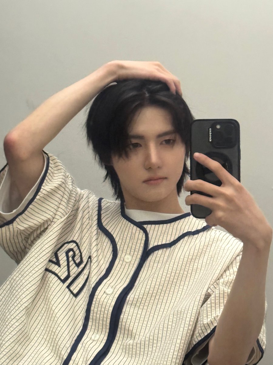 JiKyMoFRFan's tweet photo. ||A&amp;0VERSE||☆250726☆

[#SEUNGMO]

⚾️ Jouons une partie~!

~~~~~~~~
©️ AMPERS&amp;ONE ➡️ W3V3RS3
#⏰️ https://t.co/7eSysV4Ogz