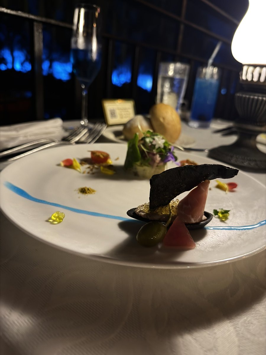 _non_rabbit_'s tweet photo. ここでカリブ海イメージのお料理が食べられたの本当に良かった！
見た目ももちろん、食材にも拘ってるのが良いよね〜😭💗 https://t.co/cXkSitEBKh
