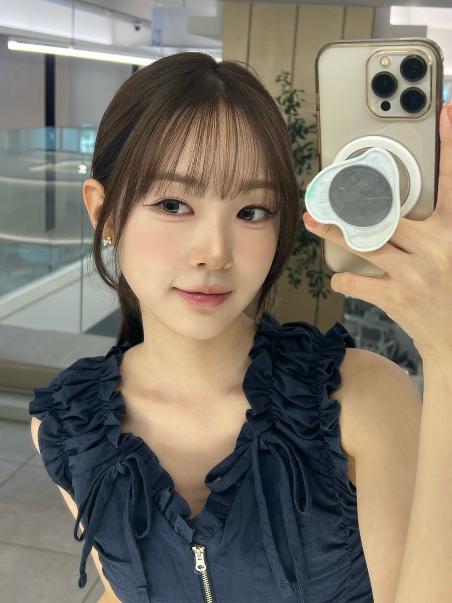 forsoomin_S6's tweet photo. [260726] #SooMin COSMO Talk update

#김수민 #수민 #スミン
#tripleS #트리플에스 https://t.co/RvaPGRPw3u