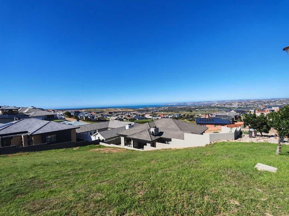 FGrasmuis's tweet photo. 737m² stand in Monte Christo Eco Estate, Hartenbos. Secure, scenic, and ready for your dream home. R 2 000 000. Enquire now.

#33aBlueCrane #MonteChristoProperty https://t.co/BqhpVoZWtu