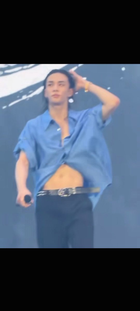 HyunTina1991's tweet photo. <This genre of Hwang Hyunjin https://t.co/vVg7CnvlZP
