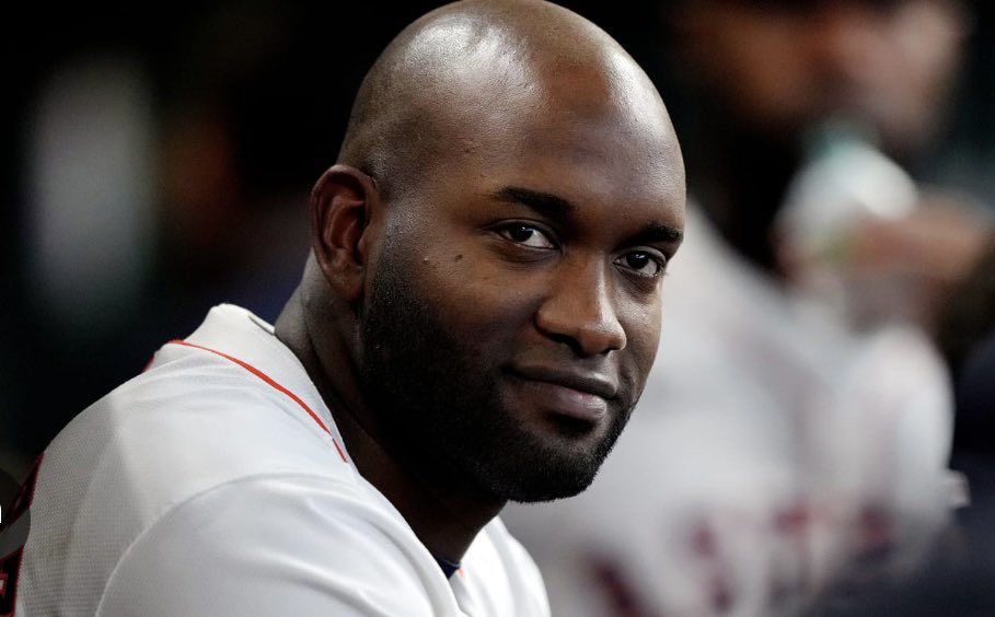 MarkBerman_'s tweet photo. Yordan Alvarez has carried the Astros all season, but he can’t possibly get it done every game, especially when u also consider the fact he leads MLB in intentional walks. Last night the Astros rallied from a 5-0 deficit to win 9-5 &amp; Yordan didn’t have an RBI. That’s a good sign. https://t.co/A4Th6MVweV