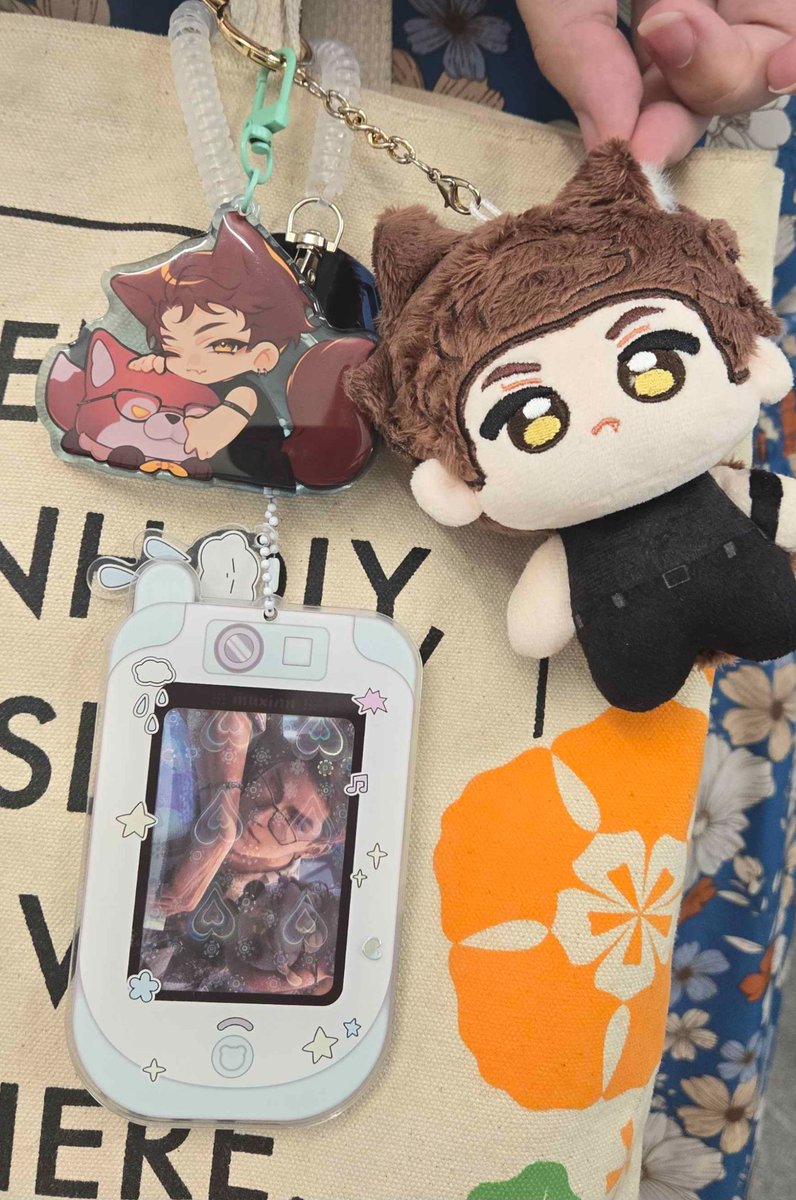 My_Fae_Lady's tweet photo. I need to find a decent work ita bag, my husband is too exposed to the subway grime 😒😔

#BringValkoBack #BringBackValko #valkoisloved https://t.co/3k9xAE60jm