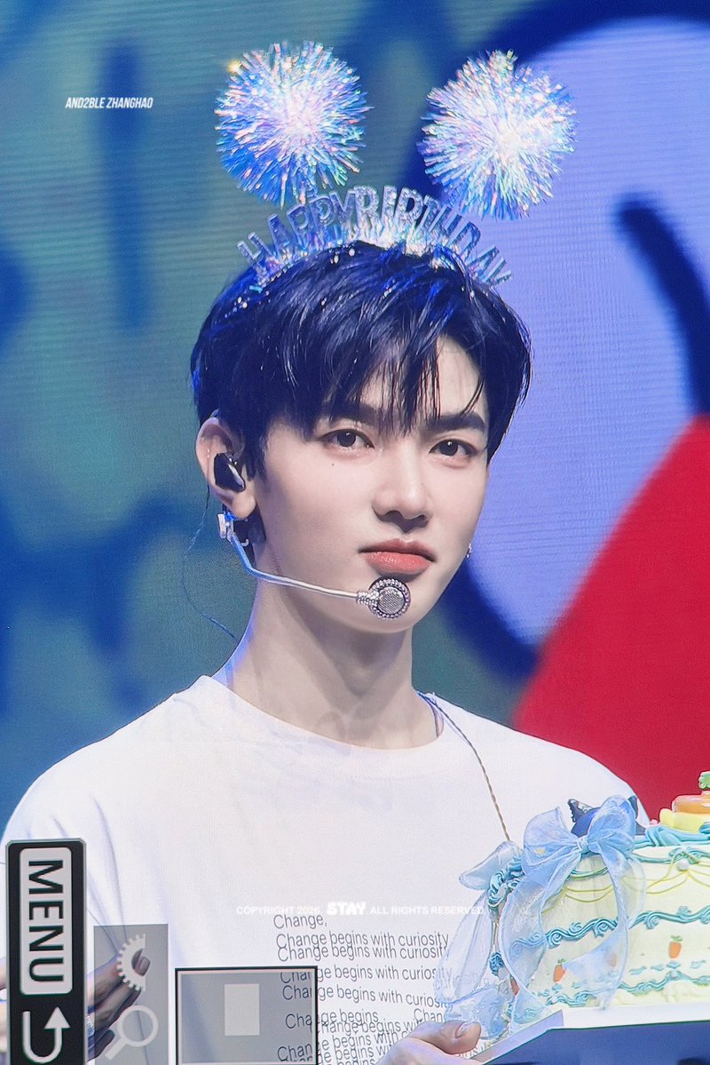 staywithzh's tweet photo. [PRE] 260725 

#장하오 #ZHANGHAO 
#앤더블 #AND2BLE https://t.co/RbgtT0ziYS