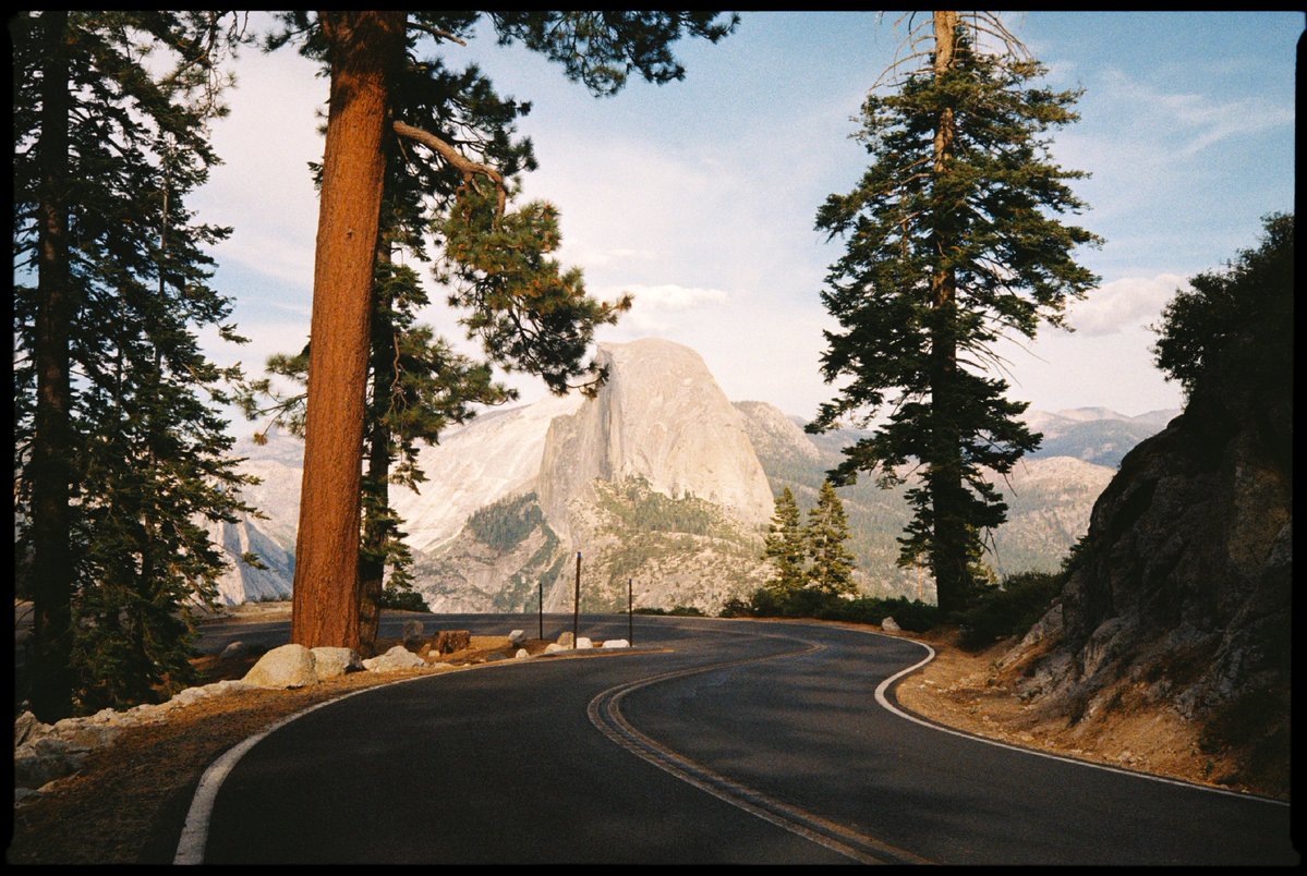 michaelboegl's tweet photo. Yosemite on 35mm film 🎞️ https://t.co/EUxTrvRwDU