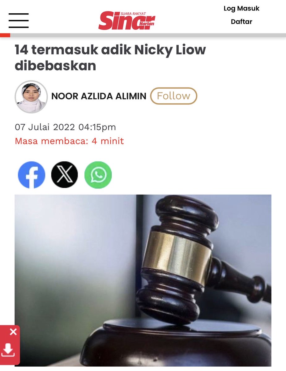 asheeqali's tweet photo. APA JADI KEPADA KES NICKY LIOW ? 

Bila ternampak gambar Datuk Seri Nicky Liow di majlis PKR baru baru ini bersama PM Anwar Ibrahim, saya tertanya-tanya apa jadi kepada 26 pertuduhan pengubahan wang haram (AMLA) bernilai RM36 juta yang telah dihadapkan kepada dia pada tahun 2022.

Semakan saya mendapati tarikh Mahkamah yang terakhir di Mahkamah Sesyen Shah Alam untuk pertuduhan-pertuduhan dia adalah pada 15 Jun 2023. 

Sebagai seorang pengamal undang-undang, saya pasti tarikh-tarikh ini sudah semestinya bukan tarikh bicara, sebaliknya hanya tarikh sebutan kes. 

Saya tidak dapat mencari apa apa laporan berita atas talian berkenaan apa yang berlaku di Mahkamah pada tarikh terakhir Mahkamah iaitu 15 Jun 2023 ataupun apa apa laporan berita selepas itu sehingga sekarang.

Apa yang saya tahu, adik Nicky Liow dan ahli-ahli geng dia telah dibebaskan oleh Mahkamah berikutan pihak Peguam Negara memutuskan untuk menggugurkan pertuduhan terhadap mereka dan menerima representasi mereka pada tahun 2022.

Mohon @KDNPUTRAJAYA @saifnasution @AGCPutrajaya memberi pengesahan berkenaan status 26 pertuduhan yang telah dihadapkan kepada dia berjumlah RM 36 juta.