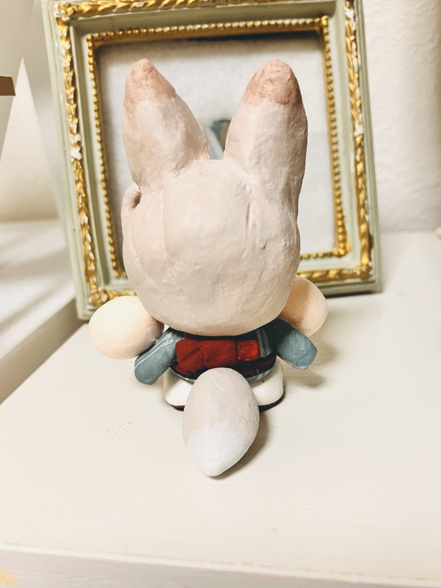 dosukoi_ya's tweet photo. 紙粘土で八乙女くん作ったよ🦊しっぽも帯もある https://t.co/NbGcyjCapD